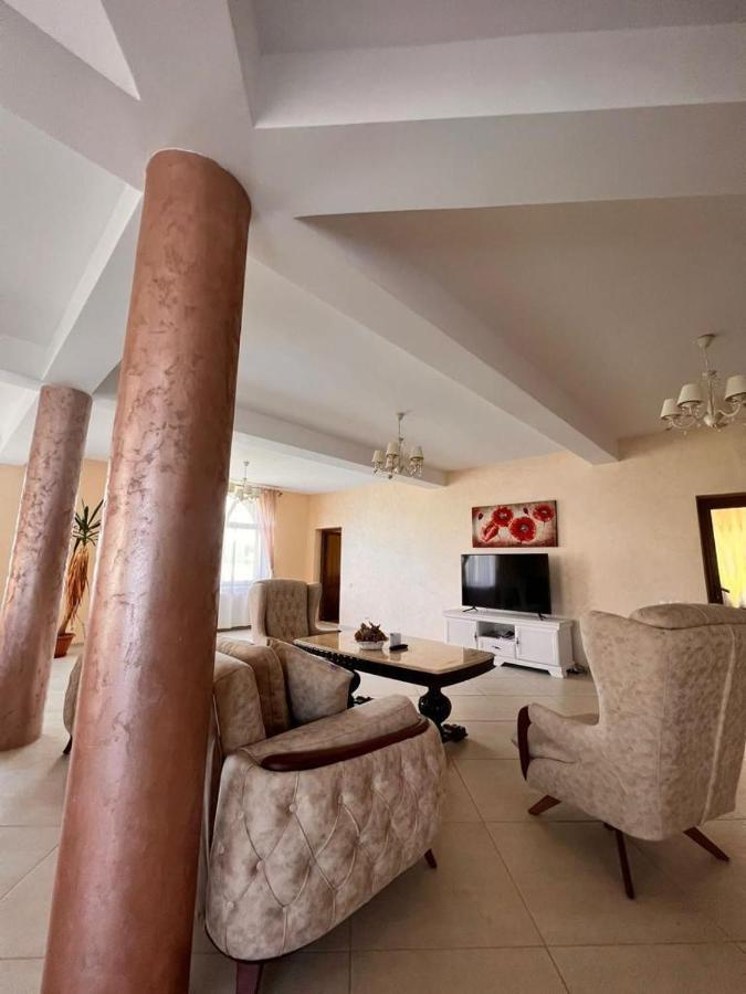 Casa Mardar Apartment Oradea Ngoại thất bức ảnh