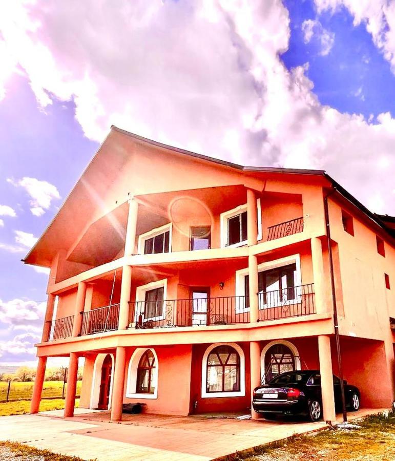 Casa Mardar Apartment Oradea Ngoại thất bức ảnh