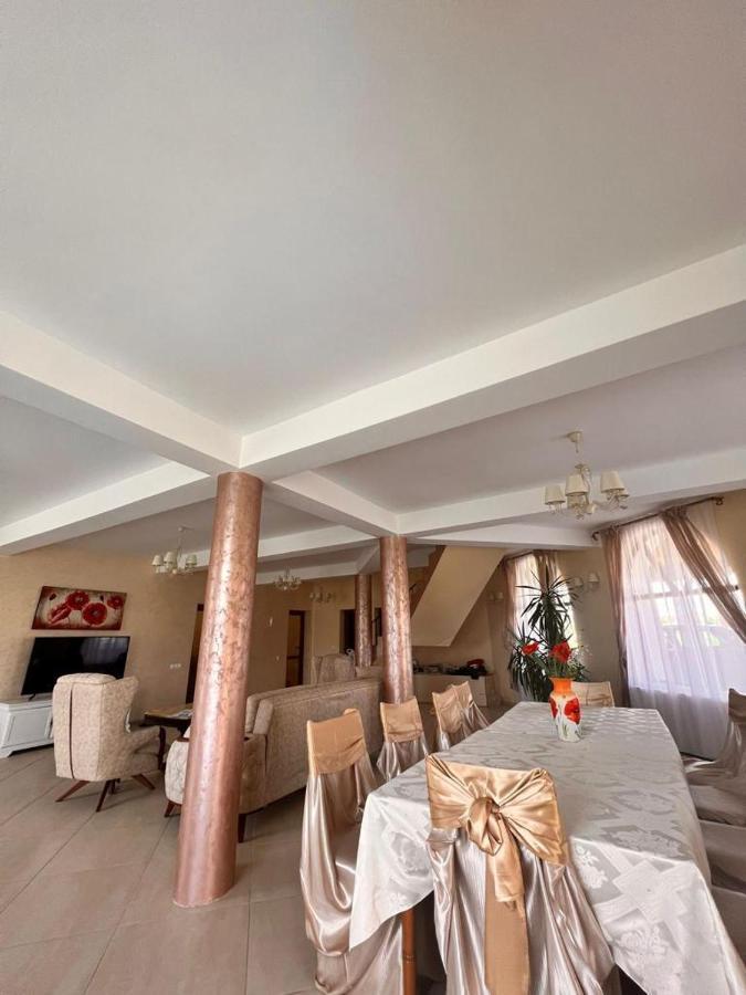 Casa Mardar Apartment Oradea Ngoại thất bức ảnh
